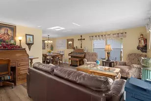 22439 Bull Run Rd, Brooksville, FL 34602 - Photo 7