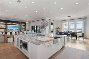 732 Shore Dr E, Oldsmar, FL 34677 - Photo 17