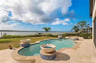 732 Shore Dr E, Oldsmar, FL 34677 - Photo 61