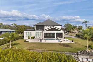 732 Shore Dr E, Oldsmar, FL 34677 - Photo 81