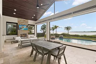 732 Shore Dr E, Oldsmar, FL 34677 - Photo 49