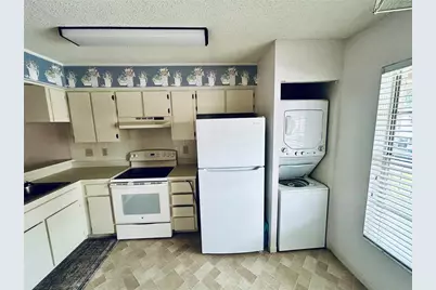 4826 Myrtle Oak Drive #23, New Port Richey, FL 34653 - Photo 9