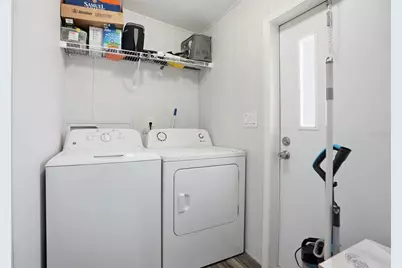 9100 Highpoint Boulevard, Brooksville, FL 34613 - Photo 11