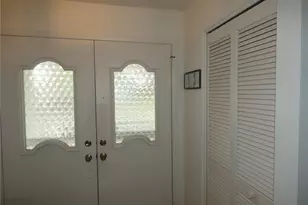 11151 Sandtrap Dr, Port Richey, FL 34668 - Photo 7