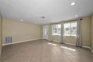 4445 Spring Lake Ct, New Port Richey, FL 34652 - Photo 5