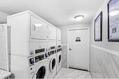 151 E Washington Street #611, Orlando, FL 32801 - Photo 17