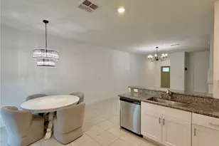 8217 Crescent Oaks Dr, New Port Richey, FL 34655 - Photo 7