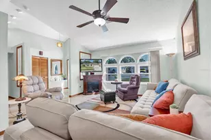 18809 Parade Rd, Hudson, FL 34667 - Photo 7