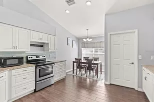 13328 Old Florida Cir, Hudson, FL 34669 - Photo 11