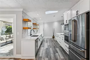 581 Longwood Ct, Oldsmar, FL 34677 - Photo 9