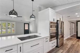 581 Longwood Ct, Oldsmar, FL 34677 - Photo 7