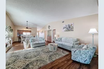 9961 Eagles Point Circle #4, Port Richey, FL 34668 - Photo 13