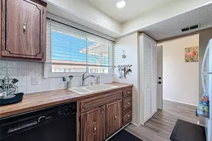 9961 Eagles Point Cir, Port Richey, FL 34668 - Photo 9