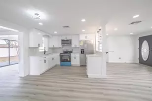 7303 Oak Crest Dr, Port Richey, FL 34668 - Photo 5