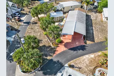 9501 Black Bear Drive, Weeki Wachee, FL 34613 - Photo 17