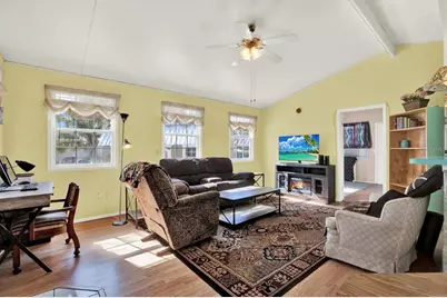 9501 Black Bear Drive, Weeki Wachee, FL 34613 - Photo 3