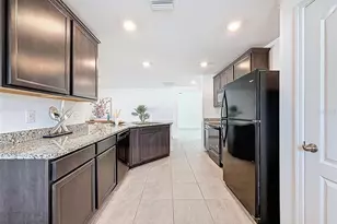 12943 Impatiens St, Spring Hill, FL 34609 - Photo 9