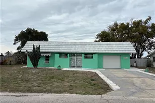 10015 Salix Ln, Port Richey, FL 34668 - Photo 1