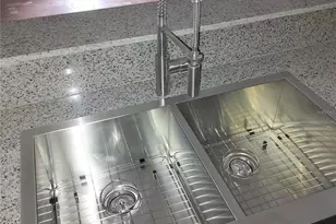 2001 Groveland Rd, Palm Harbor, FL 34683 - Photo 19