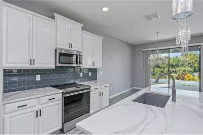 11728 Lake Boulevard, New Port Richey, FL 34655 - Photo 9