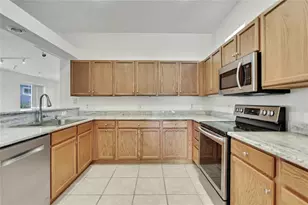 8049 Sanguinelli Rd, Land O Lakes, FL 34637 - Photo 11