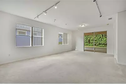 8049 Sanguinelli Road, Land O Lakes, FL 34637 - Photo 5