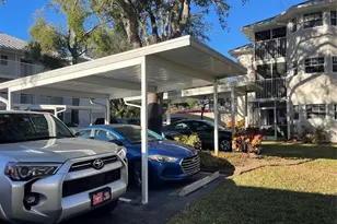 21107 Fountain View Ln, Lutz, FL 33558 - Photo 11