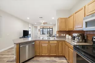 9202 Southern Charm Cir, Brooksville, FL 34613 - Photo 17