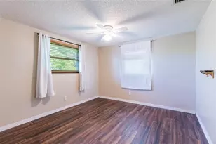 2640 Albion St, Holiday, FL 34691 - Photo 17