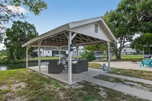 5411 Teal Dr, Weeki Wachee, FL 34607 - Photo 43