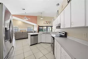 2813 Aston Ave, Plant City, FL 33566 - Photo 11