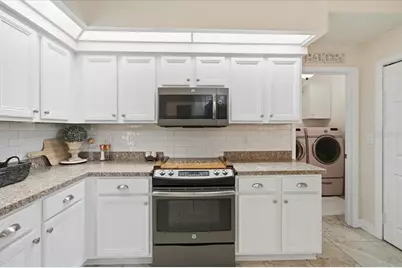 6320 Kingway Lane, Spring Hill, FL 34608 - Photo 11