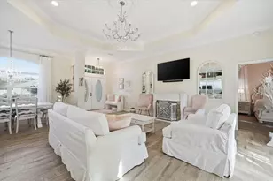 6320 Kingway Ln, Spring Hill, FL 34608 - Photo 7