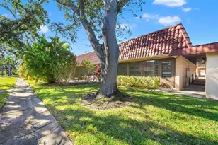 19029 US Hwy 19 N, Clearwater, FL 33764 - Photo 33