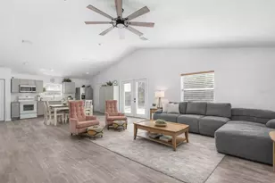 15236 Mottled Owl Rd, Brooksville, FL 34614 - Photo 9