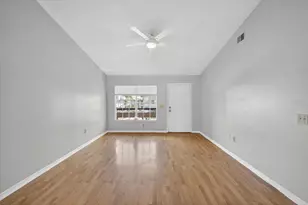 7910 Hardwick Dr, New Port Richey, FL 34653 - Photo 9