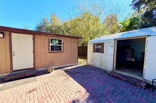 2318 Hibiscus Ave, Seffner, FL 33584 - Photo 11