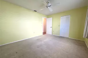 2676 Royal Ridge Dr, Spring Hill, FL 34606 - Photo 23