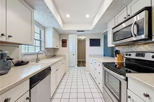 7847 Deer Foot Dr, New Port Richey, FL 34653 - Photo 13