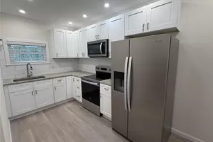 1156 Orange Ave, Dunedin, FL 34698 - Photo 3