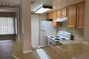 3840 N Lake Dr, Tampa, FL 33614 - Photo 21