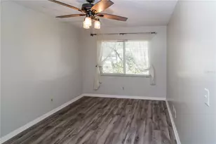 11515 Scotch Pine Dr, New Port Richey, FL 34654 - Photo 11