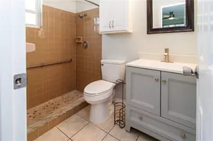 11515 Scotch Pine Dr, New Port Richey, FL 34654 - Photo 17