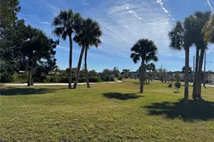 5242 Opal Ln, New Port Richey, FL 34652 - Photo 13