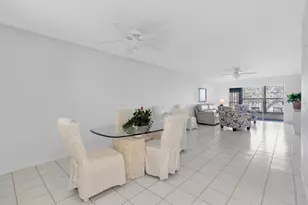 11410 Carriage Hill Dr, Port Richey, FL 34668 - Photo 9