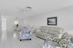 11410 Carriage Hill Dr, Port Richey, FL 34668 - Photo 5