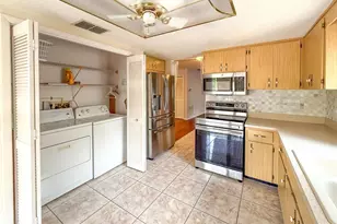 12310 Eagleswood Dr, Hudson, FL 34667 - Photo 11