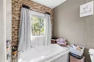 18625 Deason Dr, Spring Hill, FL 34610 - Photo 17