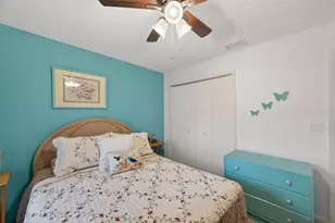 9288 New Orleans Dr, Weeki Wachee, FL 34613 - Photo 33