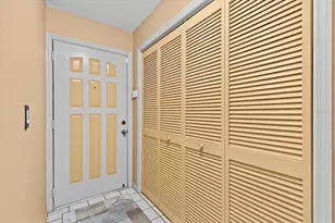 5537 Sea Forest Dr, New Port Richey, FL 34652 - Photo 5